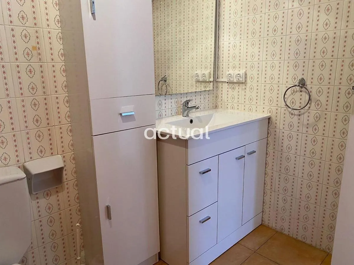 Politur J-30 Apartman Platja d'Aro