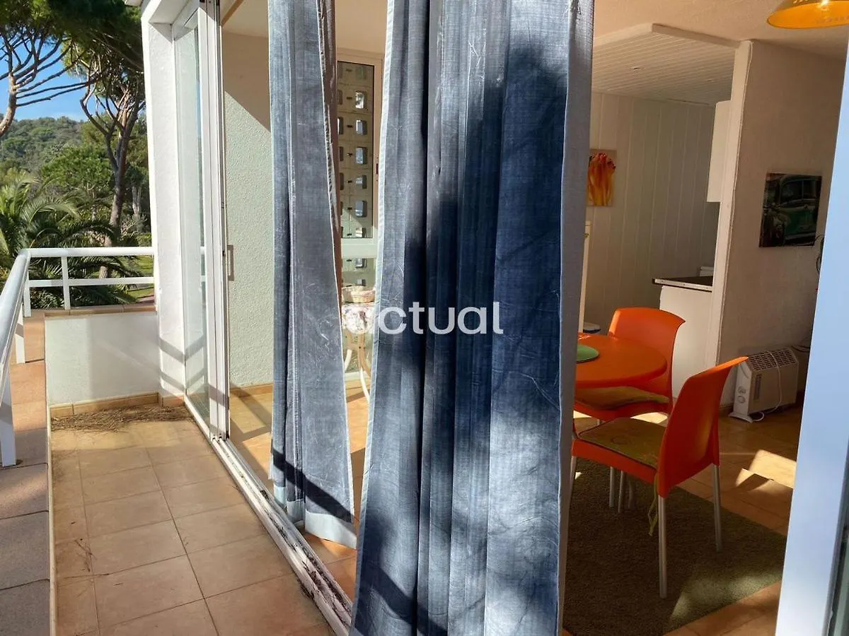 Politur J-30 Apartman Platja d'Aro