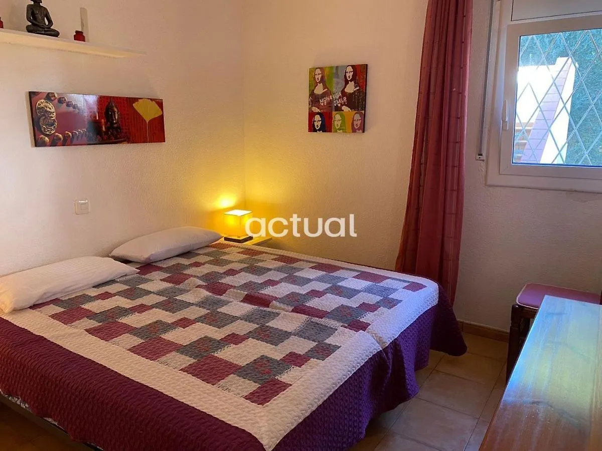 Politur J-30 Apartman Platja d'Aro 0*,  Spanyolország